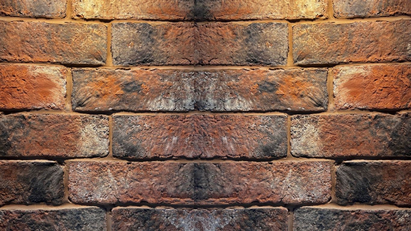 Isiklar brick wall background