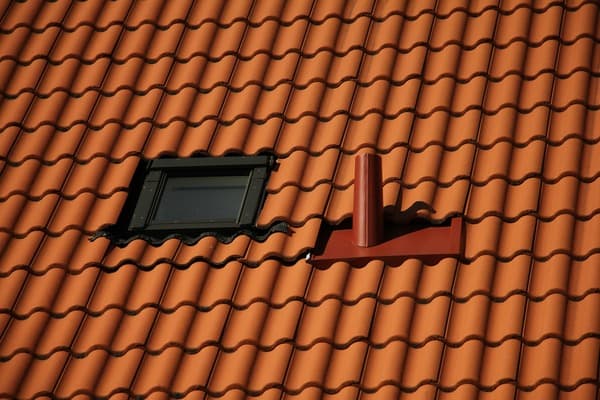 Roof tiles